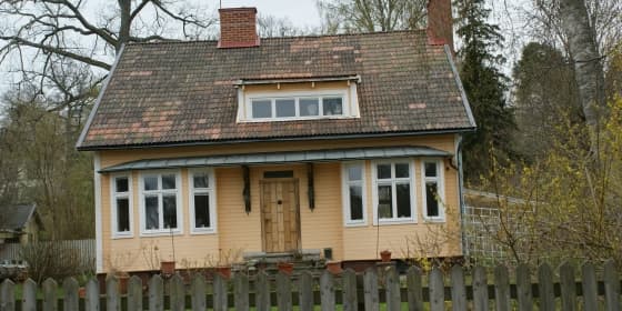 Takläggning Ringparksvägen